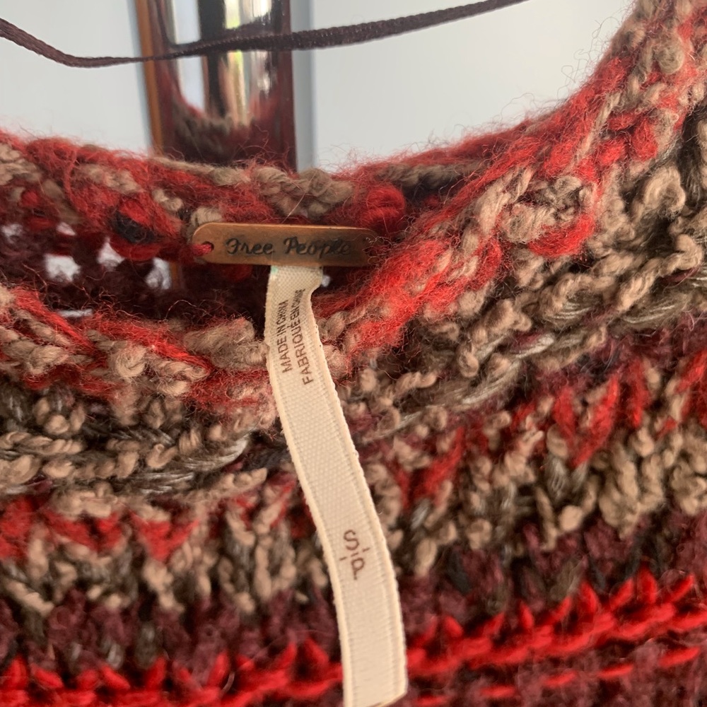 Colorful sweater - Picture 3 of 3